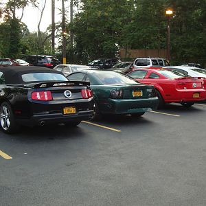 3 sexy ladies